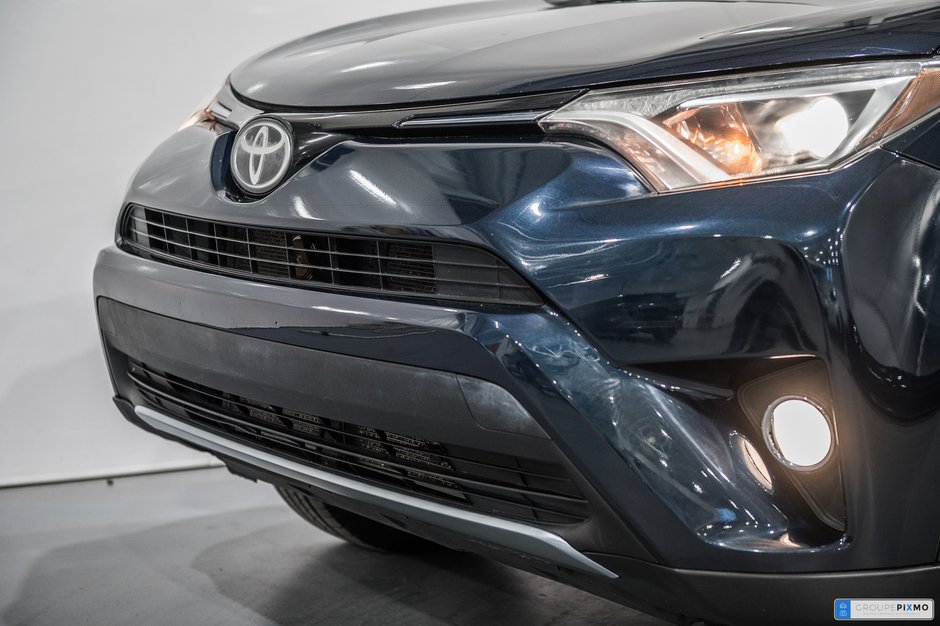2017 Toyota RAV4 XLE / AWD / CAMÉRA DE RECUL / TOIT OUVRANT++-3