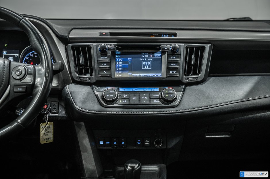 2017 Toyota RAV4 XLE / AWD / CAMÉRA DE RECUL / TOIT OUVRANT++-29