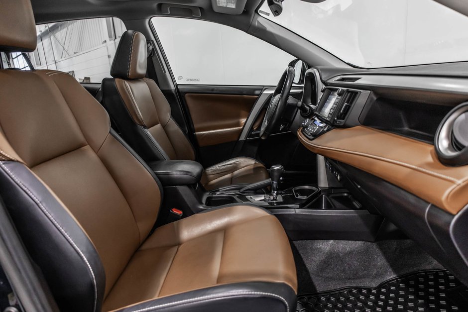 2018 Toyota RAV4 LIMITED / AWD / CUIR / SIÈGES CHAUFFANTS / CAMÉRA-36