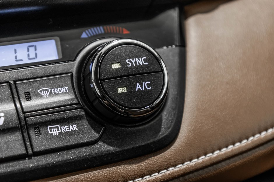 2018 Toyota RAV4 LIMITED / AWD / CUIR / SIÈGES CHAUFFANTS / CAMÉRA-26