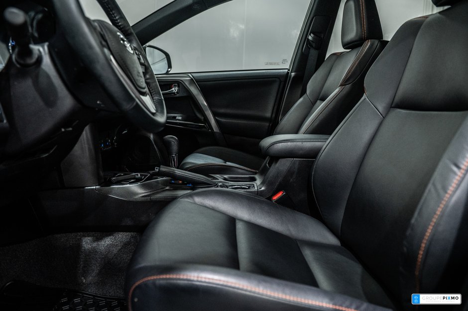 2018 Toyota RAV4 SE / AWD / CUIR / TOIT OUVRANT / CAMÉRA DE RECUL++-14