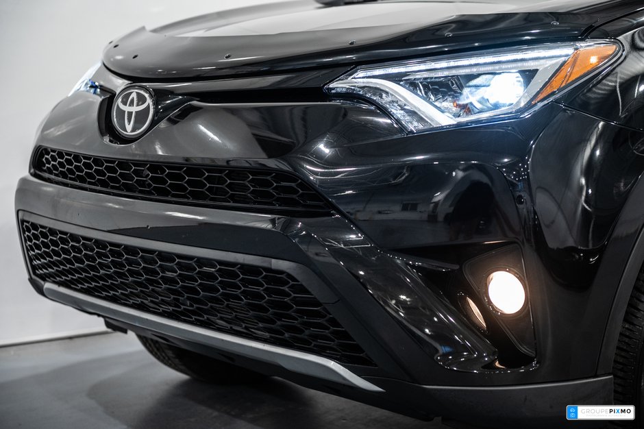 2018 Toyota RAV4 SE / AWD / CUIR / TOIT OUVRANT / CAMÉRA DE RECUL++-3