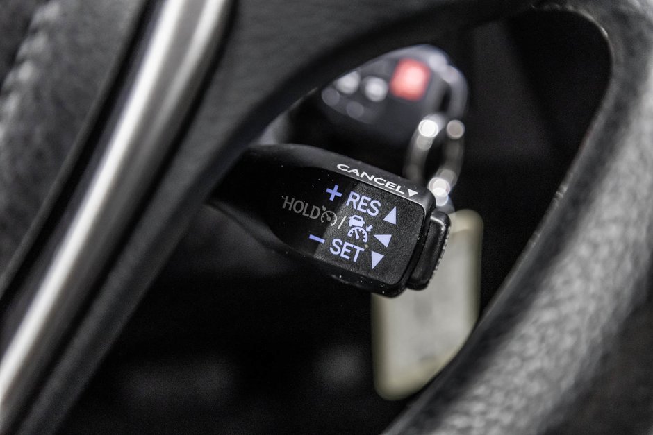 2018 Toyota RAV4 LE / FWD / SIÈGES CHAUFFANTS / CAMÉRA DE RECUL+++-19