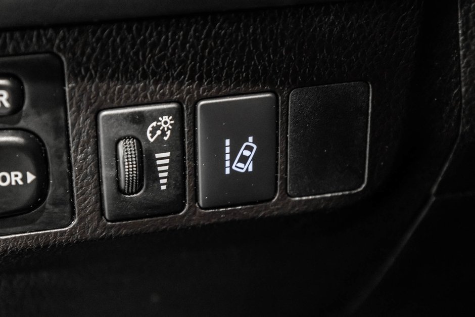 2018 Toyota RAV4 LE / FWD / SIÈGES CHAUFFANTS / CAMÉRA DE RECUL+++-15