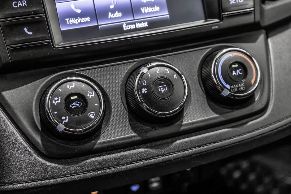 2018 Toyota RAV4 LE / FWD / SIÈGES CHAUFFANTS / CAMÉRA DE RECUL+++-22