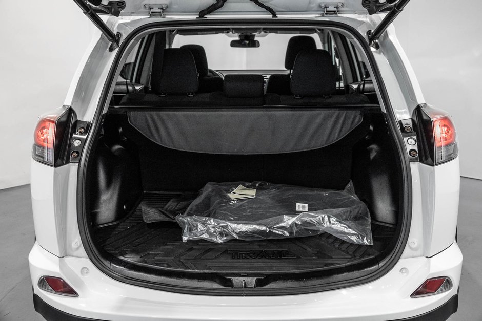 2018 Toyota RAV4 TRAIL / REMORQUAGE 3500LBS / TOIT OUVRANT+++-11