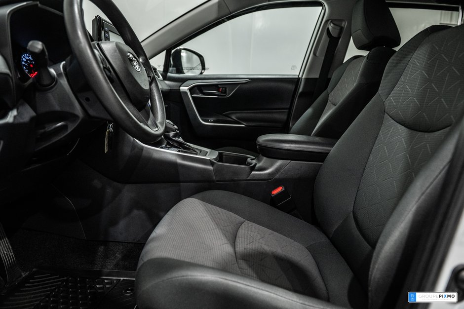 2019 Toyota RAV4 LE / FWD / APPLE CARPLAY / SIÈGES CHAUFFANTS +++-13