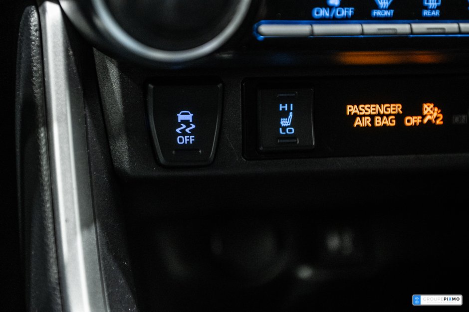 2019 Toyota RAV4 LE / FWD / APPLE CARPLAY / SIÈGES CHAUFFANTS +++-23