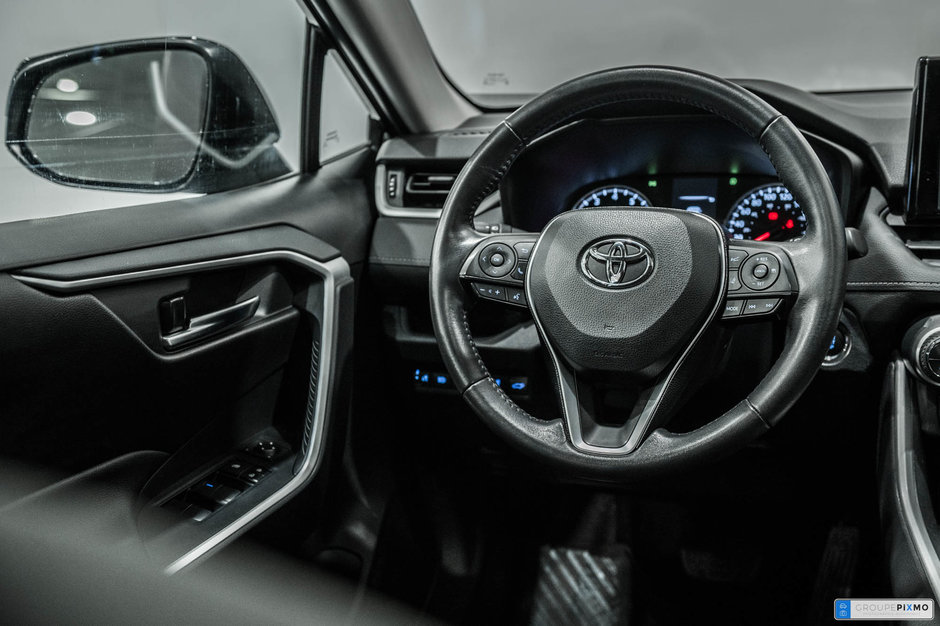 Toyota RAV4 2020+XLE+AWD+TOIT+APPLE CARPLAY+MAGS+++ 2020-28