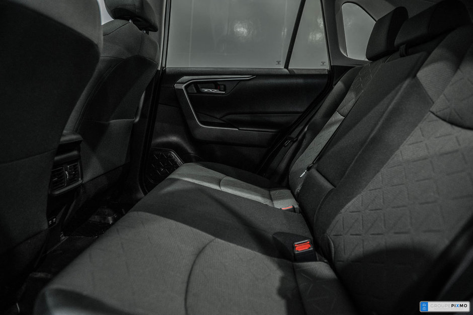 Toyota RAV4 2020+XLE+AWD+TOIT+APPLE CARPLAY+MAGS+++ 2020-26