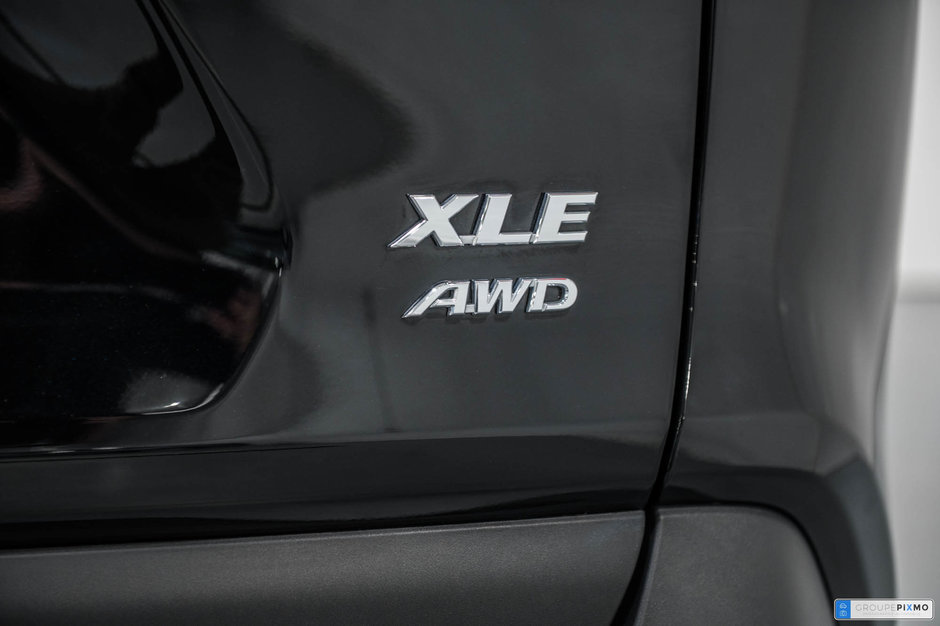 Toyota RAV4 2020+XLE+AWD+TOIT+APPLE CARPLAY+MAGS+++ 2020-8