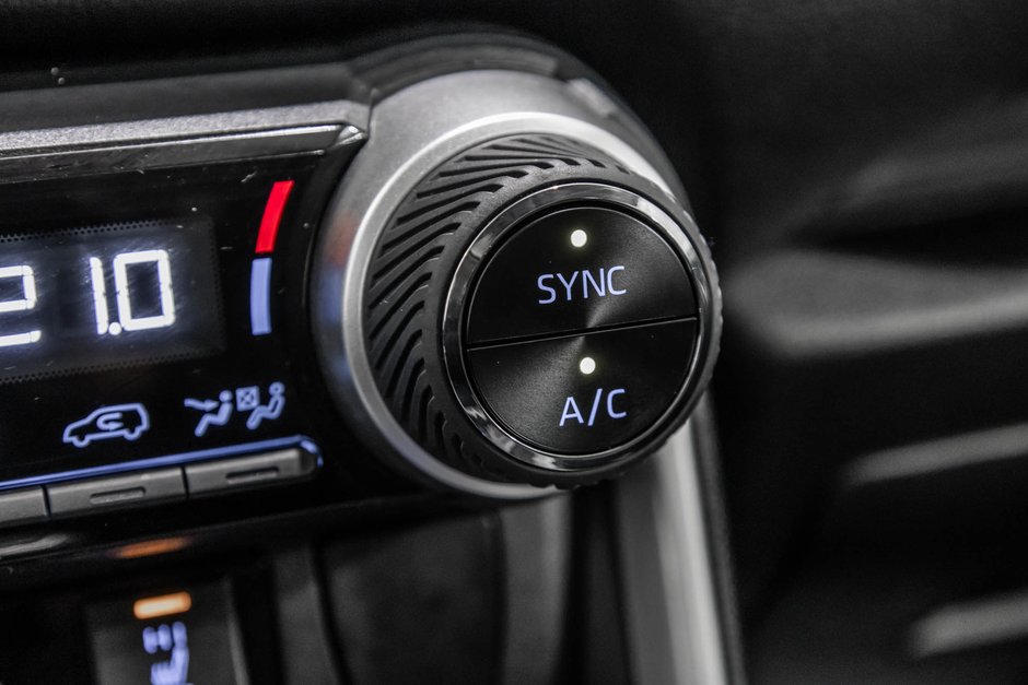 2020 Toyota RAV4 XLE/AWD/PREMIUM/APPLE CARPLAY/TOIT OUVRANT++-25
