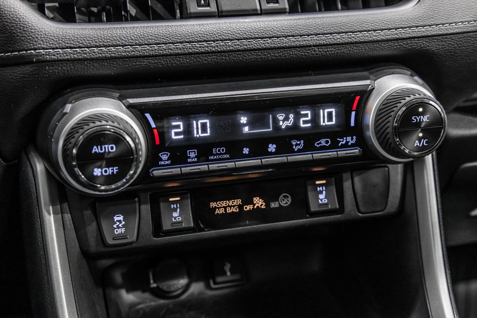 2020 Toyota RAV4 XLE/AWD/PREMIUM/APPLE CARPLAY/TOIT OUVRANT++-24