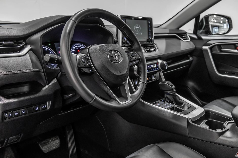 2020 Toyota RAV4 XLE/AWD/PREMIUM/APPLE CARPLAY/TOIT OUVRANT++-16