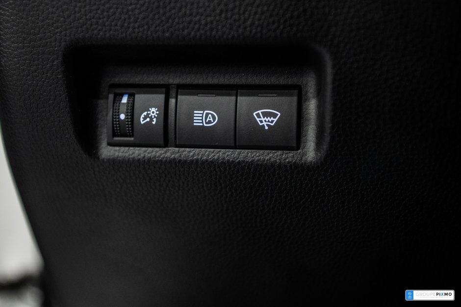 Toyota RAV4 LE / FWD / APPLE CARPLAY / CAMÉRA DE RECUL ++ 2021-15