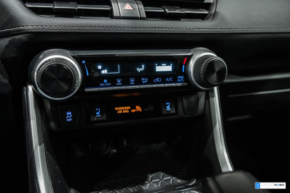 Toyota RAV4 LE / FWD / APPLE CARPLAY / CAMÉRA DE RECUL ++ 2021-20