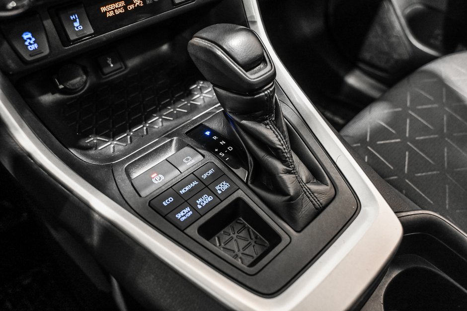 Toyota RAV4 XLE / AWD / TOIT OUVRANT / APPLE CARPLAY / CAMÉRA+ 2021-16