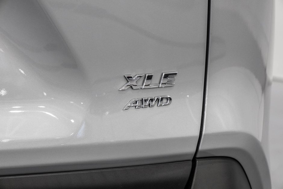 2021 Toyota RAV4 XLE / AWD / TOIT OUVRANT / APPLE CARPLAY / CAMÉRA+-10