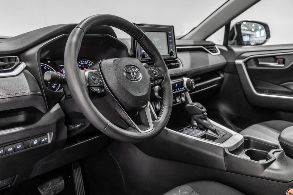 2021 Toyota RAV4 XLE / AWD / TOIT OUVRANT / APPLE CARPLAY / CAMÉRA+-15