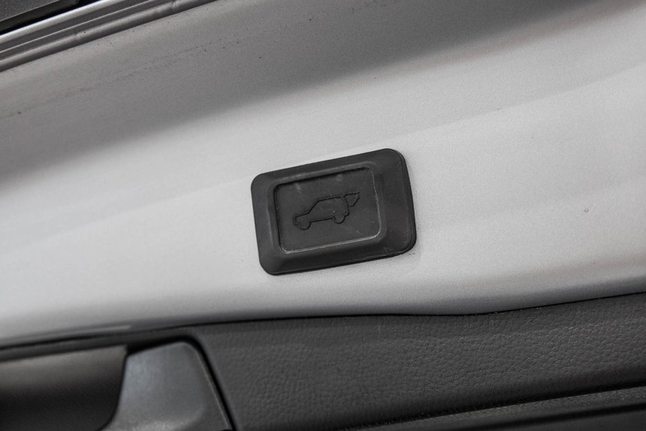 2021 Toyota RAV4 XLE / AWD / TOIT OUVRANT / APPLE CARPLAY / CAMÉRA+-12