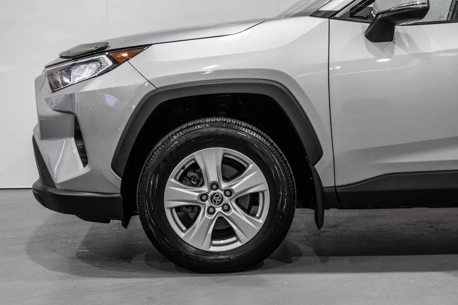 2021 Toyota RAV4 XLE / AWD / TOIT OUVRANT / APPLE CARPLAY / CAMÉRA+-5
