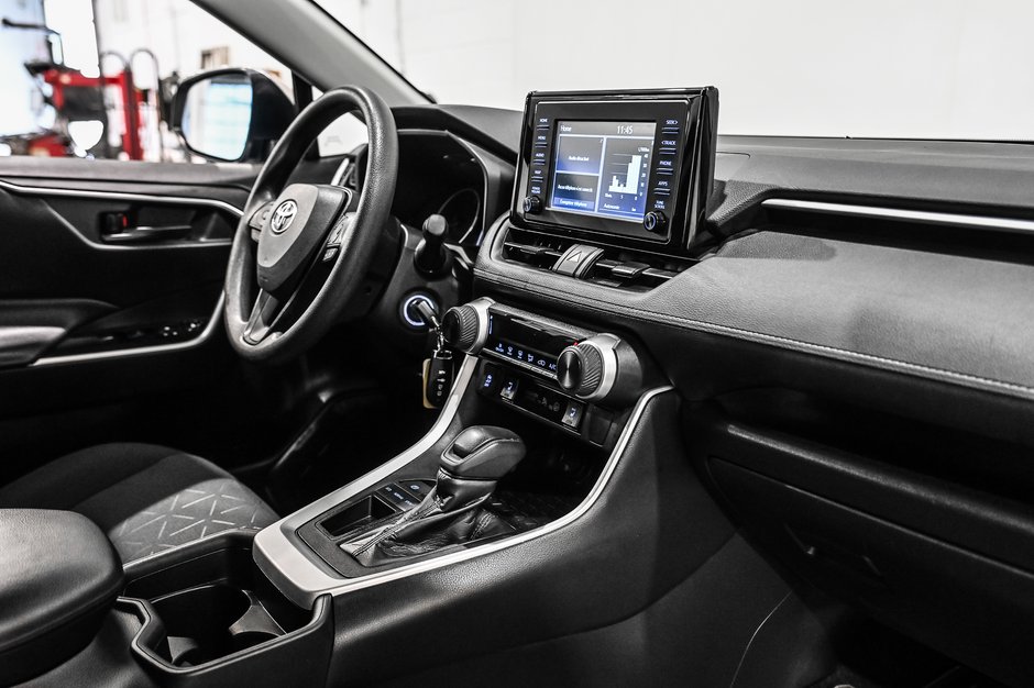 2021 Toyota RAV4 LE / FWD / APPLE CARPLAY / CAMÉRA DE RECUL ++-21