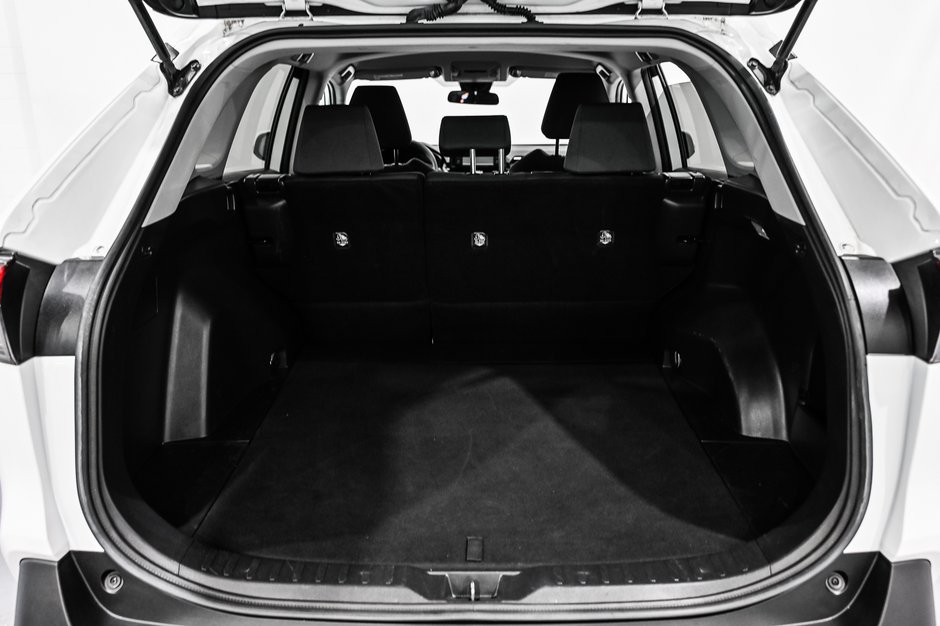 2021 Toyota RAV4 LE / FWD / APPLE CARPLAY / CAMÉRA DE RECUL +++-8