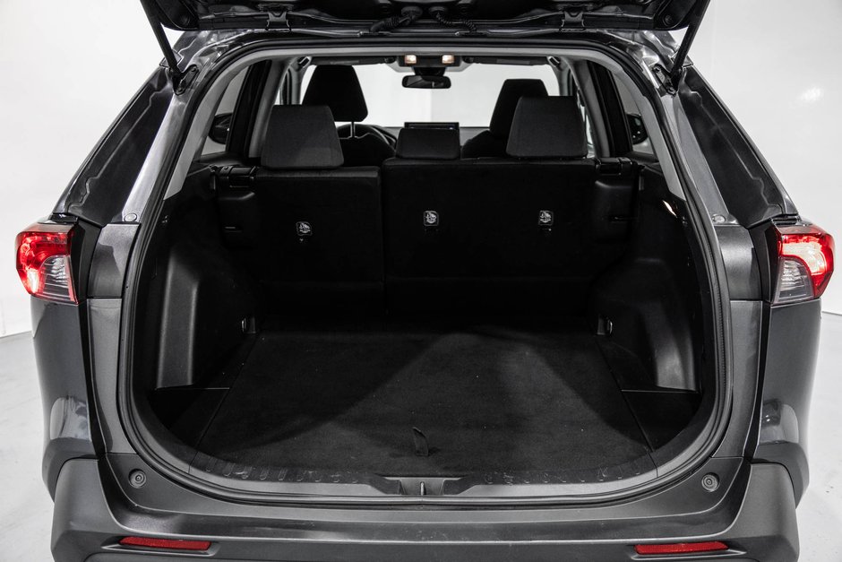 Toyota RAV4 LE / AWD / CAMÉRA DE RECUL / SIÈGES CHAUFFANTS +++ 2021-11
