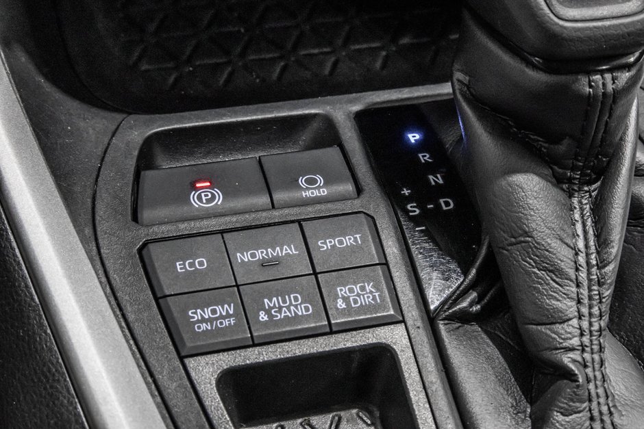 Toyota RAV4 LE / AWD / CAMÉRA DE RECUL / SIÈGES CHAUFFANTS +++ 2021-23