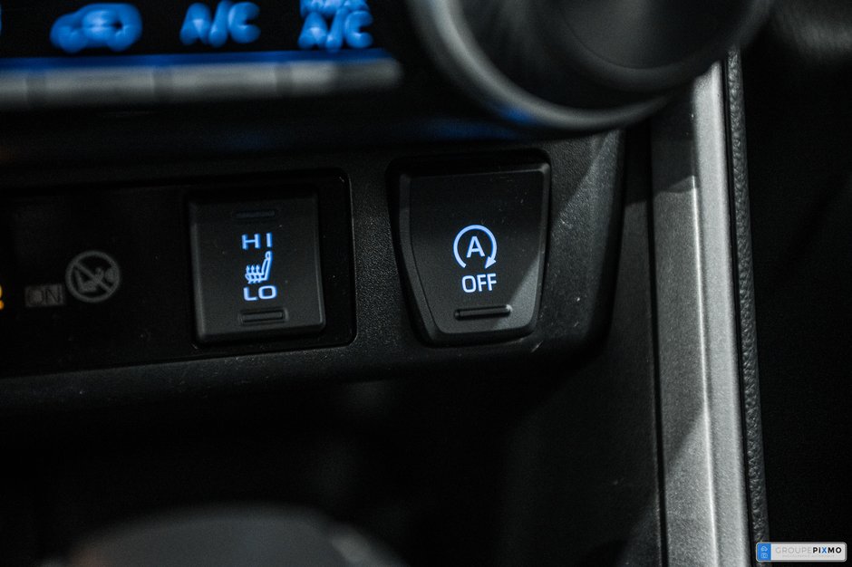 Toyota RAV4 LE / AWD / APPLE CARPLAY / SIÈGES CHAUFFANTS++ 2022-23