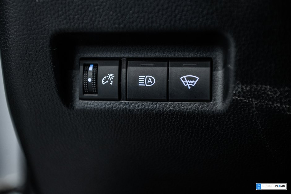 Toyota RAV4 LE / FWD / SIÈGES CHAUFFANTS / CAMÉRA DE RECUL+++ 2022-15