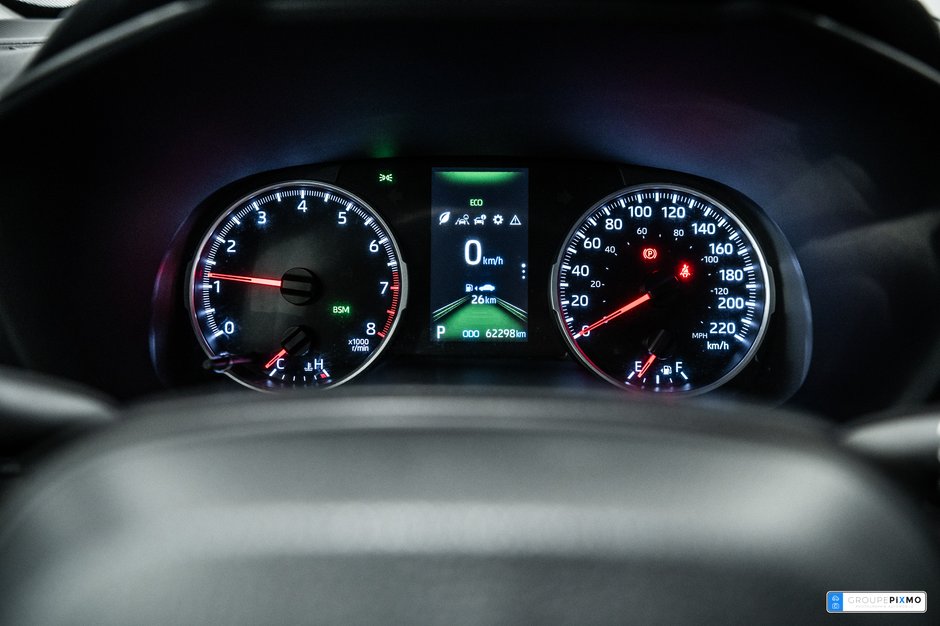 Toyota RAV4 LE / FWD / SIÈGES CHAUFFANTS / CAMÉRA DE RECUL+++ 2022-17