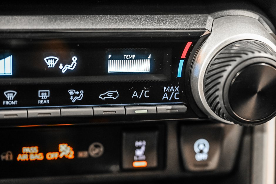 Toyota RAV4 LE / AWD / APPLE CARPLAY / CAMÉRA DE RECUL / +++ 2023-16