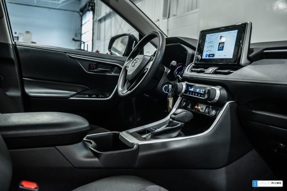 2023 Toyota RAV4 LE / AWD / CAMÉRA DE RECUL / SIÈGES CHAUFFANTS +++-30