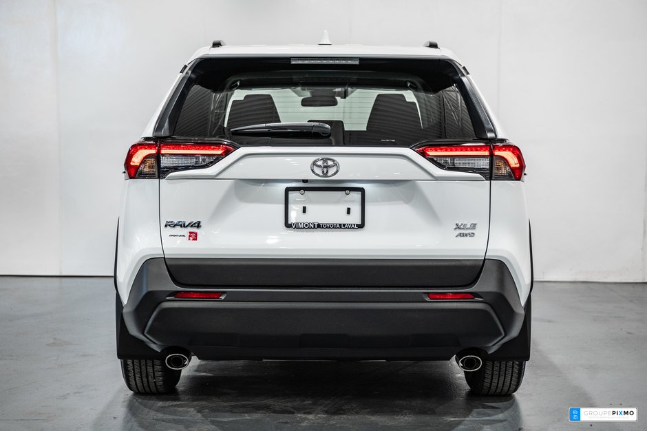 2023 Toyota RAV4 XLE / AWD / TOIT / MAGS / CAMÉRA+++-8