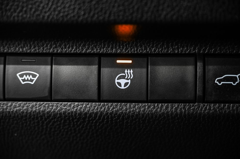 2023 Toyota RAV4 XLE / PREMIUM / AWD / CUIR / APPLE CARPLAY ++-14