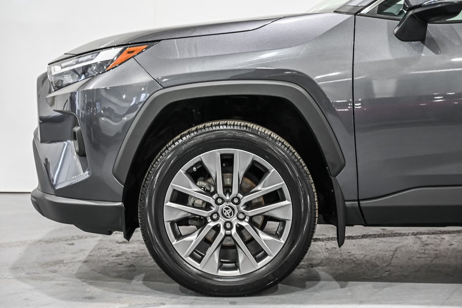 2023 Toyota RAV4 XLE / PREMIUM / AWD / CUIR / APPLE CARPLAY ++-5