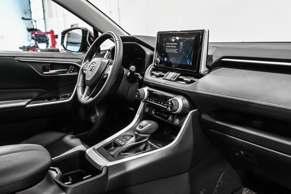 2023 Toyota RAV4 XLE / PREMIUM / AWD / CUIR / APPLE CARPLAY ++-27