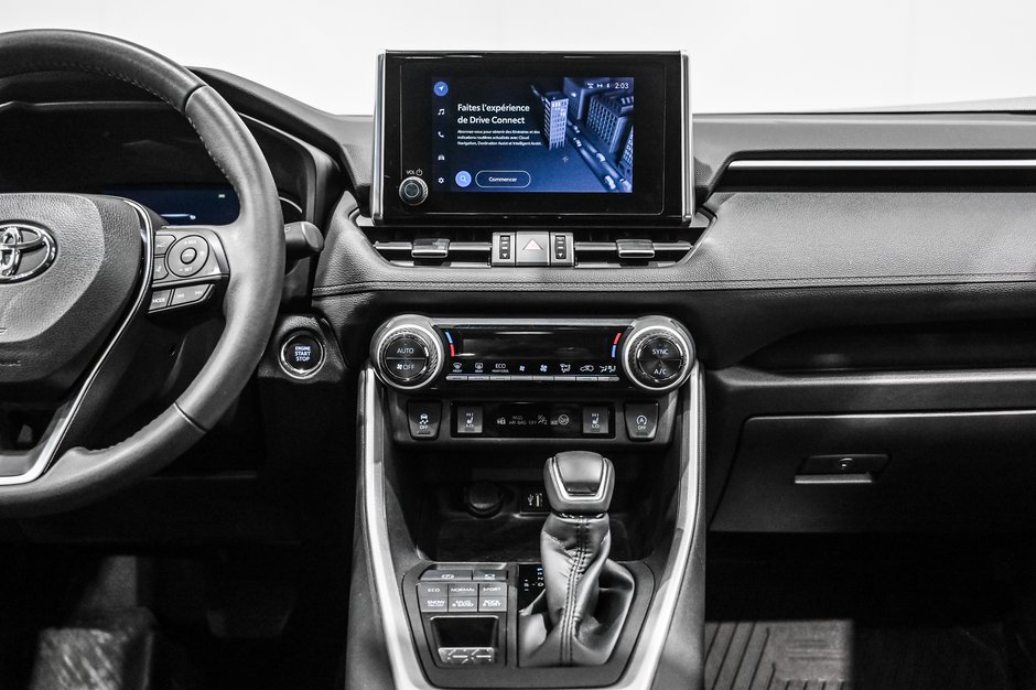 2023 Toyota RAV4 XLE / PREMIUM / AWD / CUIR / APPLE CARPLAY ++-26