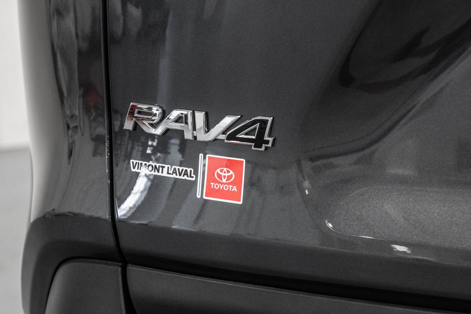2023 Toyota RAV4 XLE / AWD / TOIT / APPLE CARPLAY / CAMERA +++-9