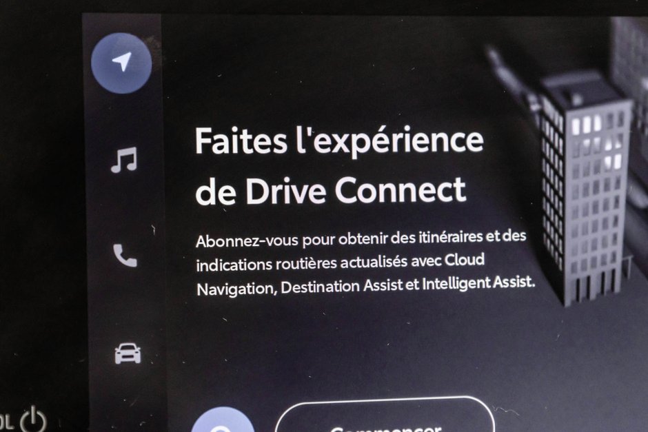 Toyota RAV4 XLE / AWD / TOIT / APPLE CARPLAY / CAMERA +++ 2023-30