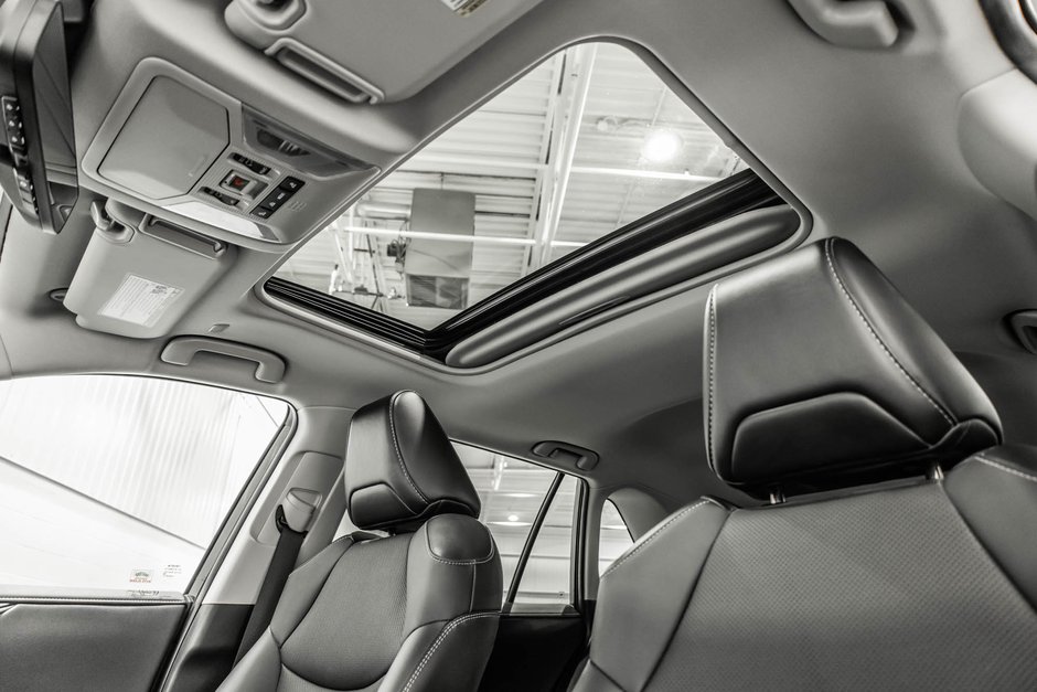 2023 Toyota RAV4 LIMITED / AWD / CUIR / SIÈGES CHAUFFANTS / CAMÉRA-31