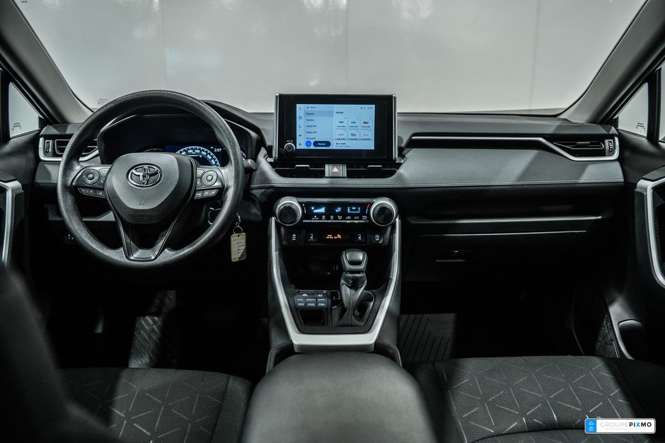 Toyota RAV4 LE / AWD / CAMÉRA DE RECUL / SIÈGES CHAUFFANTS +++ 2024-27