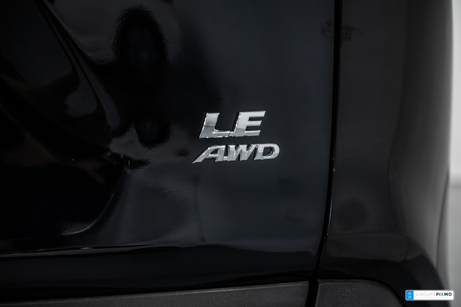 Toyota RAV4 LE / AWD / CAMÉRA DE RECUL / SIÈGES CHAUFFANTS +++ 2024-10