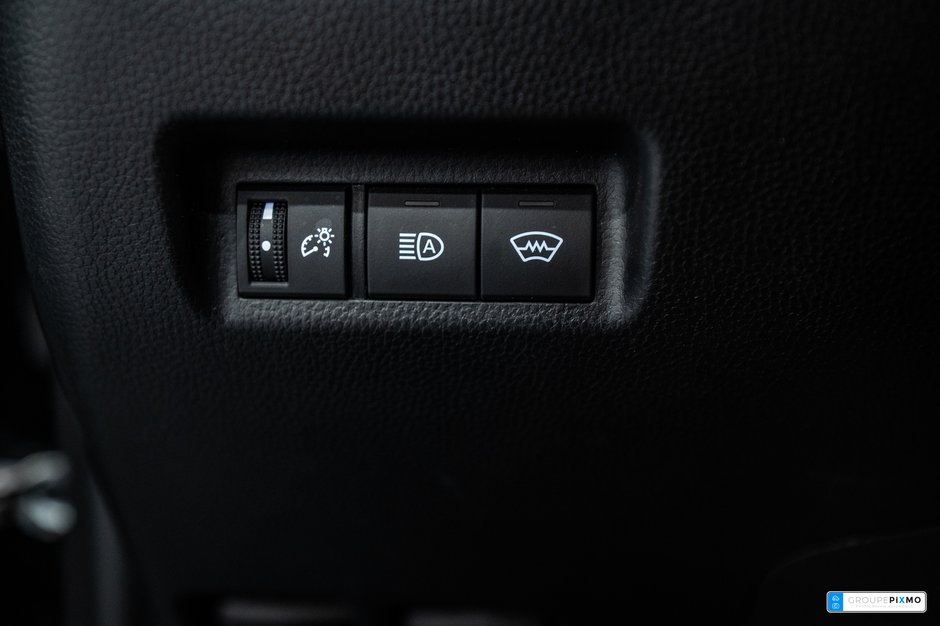 Toyota RAV4 LE / AWD / CAMÉRA DE RECUL / SIÈGES CHAUFFANTS +++ 2024-15