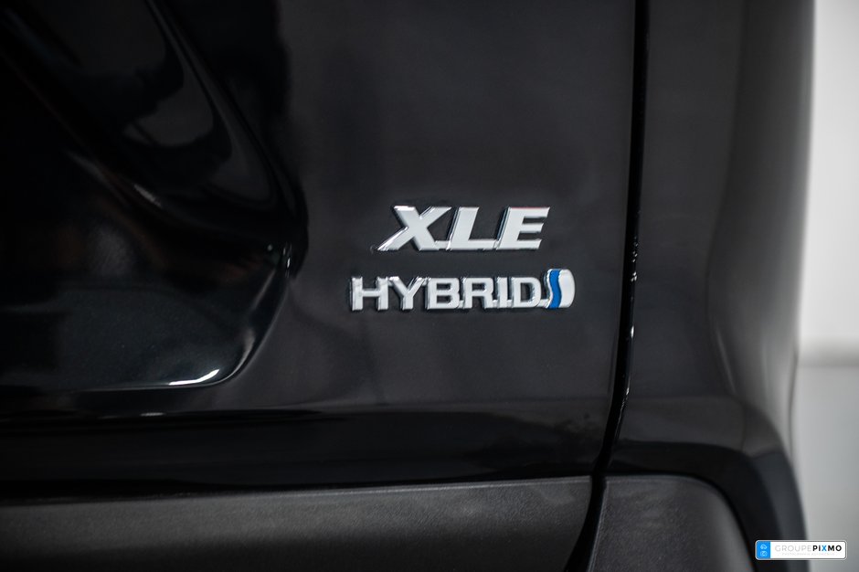 2024 Toyota RAV4 Hybrid HYBRID / XLE / AWD / TOIT / MAGS+++-10