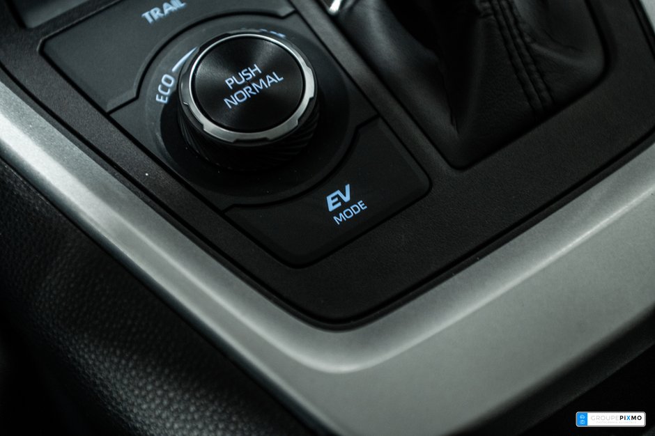 2024 Toyota RAV4 Hybrid HYBRID / XLE / AWD / TOIT / MAGS+++-28