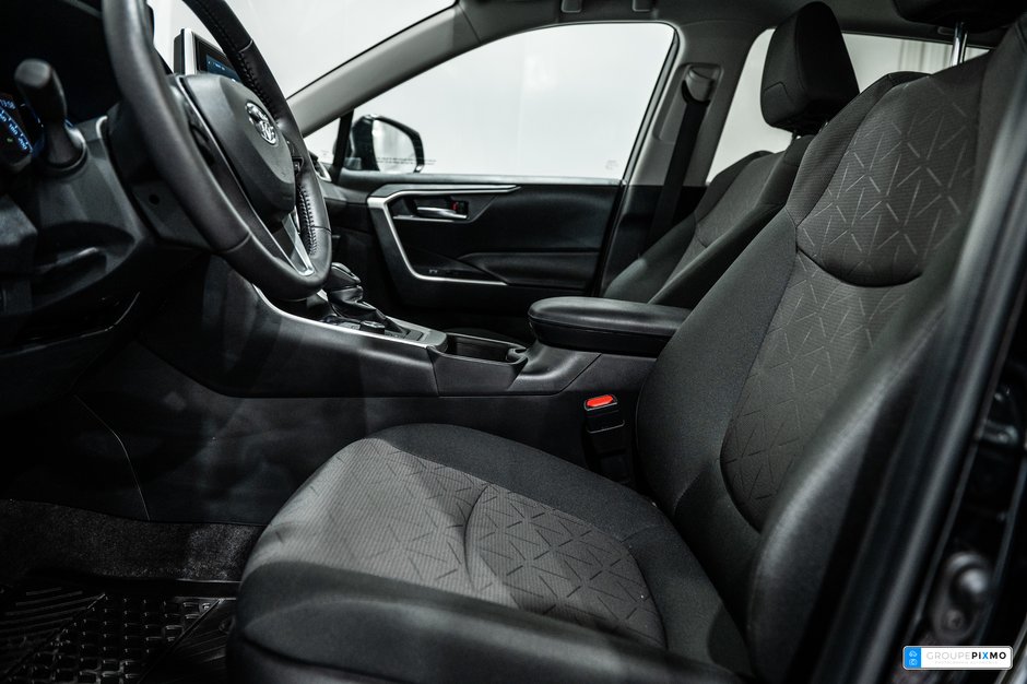 2024 Toyota RAV4 Hybrid HYBRID / XLE / AWD / TOIT / MAGS+++-14