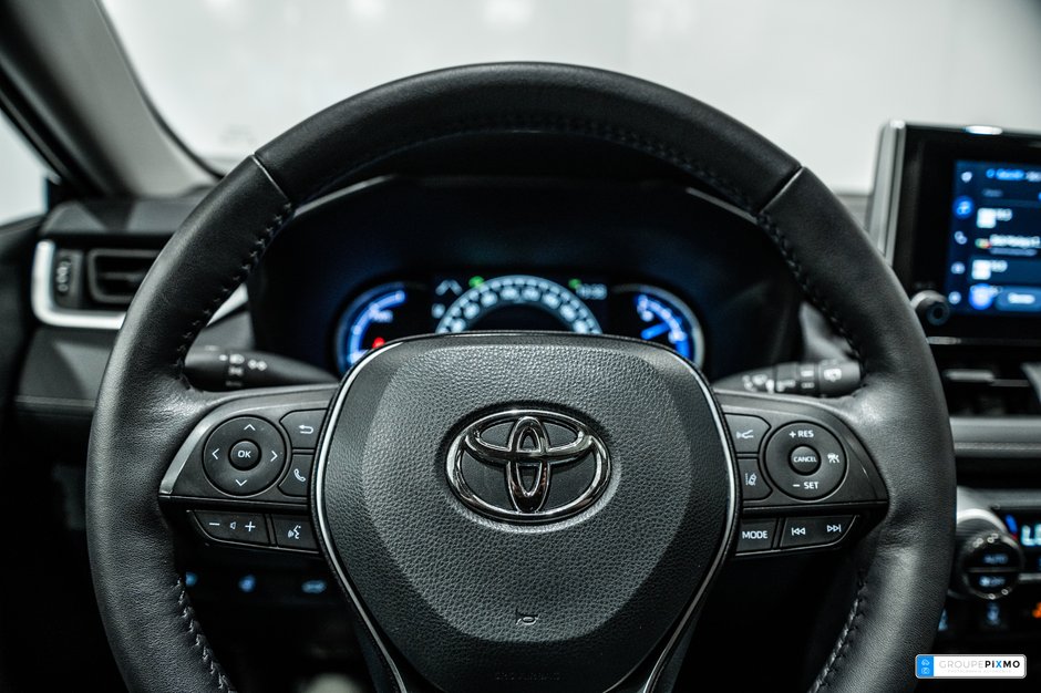 2024 Toyota RAV4 Hybrid HYBRID / XLE / AWD / TOIT / MAGS+++-18
