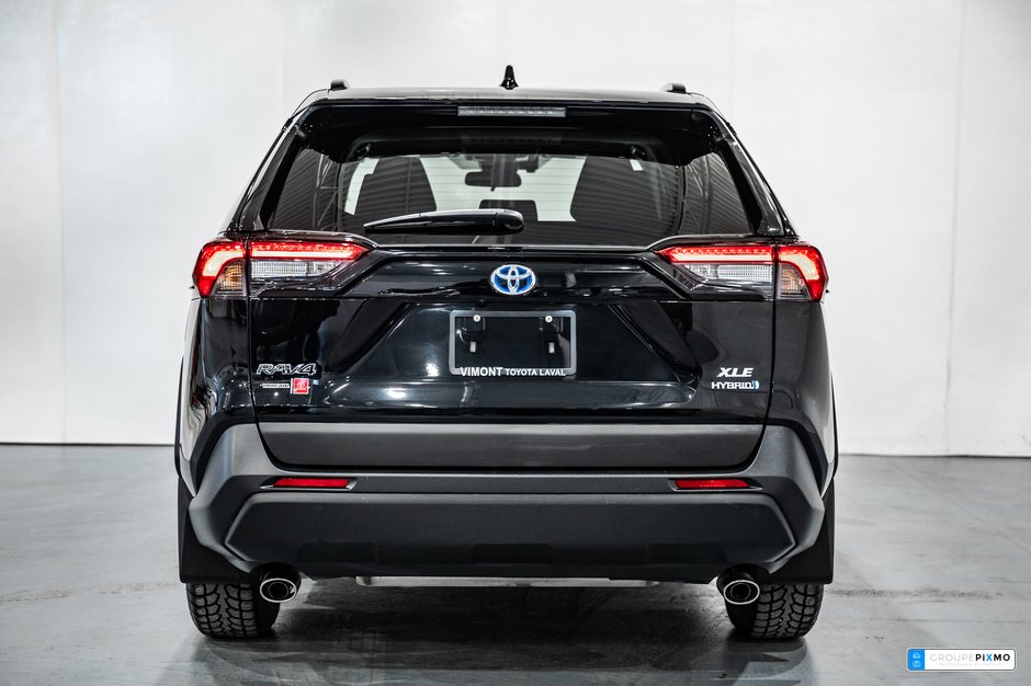 2024 Toyota RAV4 Hybrid HYBRID / XLE / AWD / TOIT / MAGS+++-8